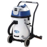 Wet and dry vacuum 60L吸尘吸水机(塑桶带吸扒)2000W